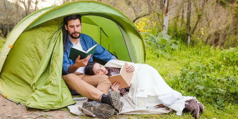 Romantic Camping Getaway Guide Romantic Camping Tips and Ideas for Couples 2